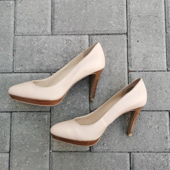Nine West Heels - Picture 4 of 8